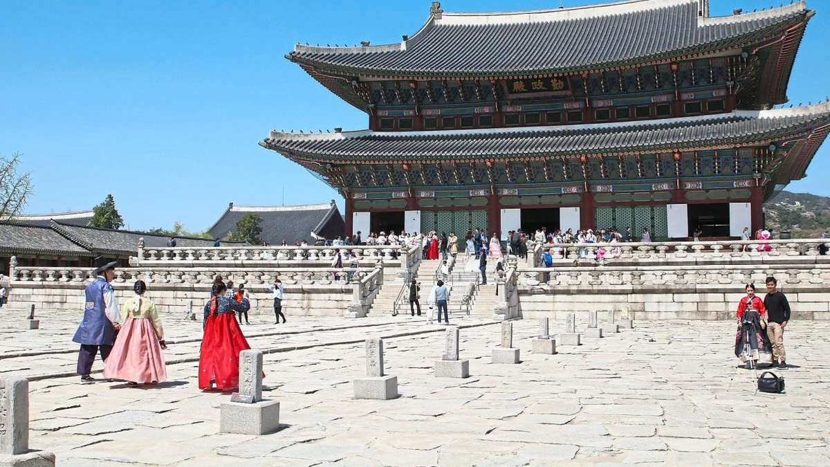 Southeast Asia's Summer Surge: Why Chinese Tourists Are Choosing Closer Destinations