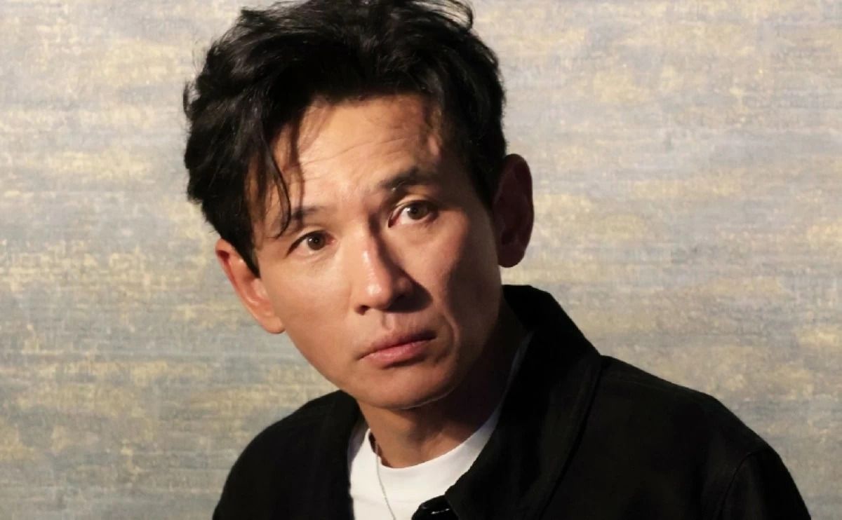 Hwang Jung-min's Agency Dismisses Affair Allegations, Labels Accuser a Serial Stalker