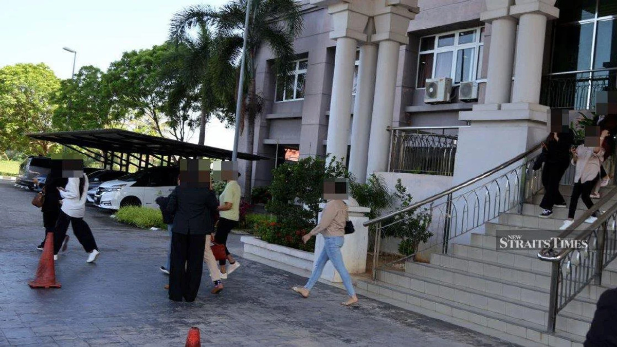 Syariah Court Adjourns Trial of 14 Men Accused of Cross-Dressing in Kelantan