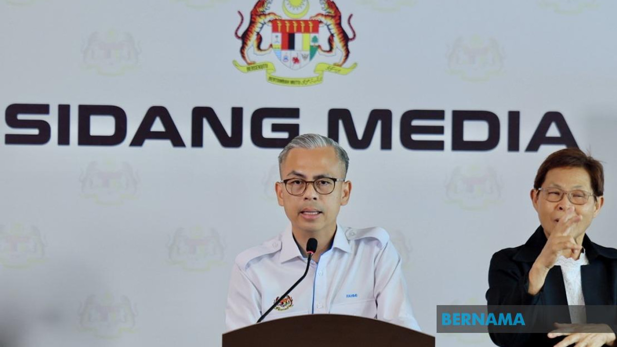 Anwar's Diplomatic Push to Russia and Turkmenistan Secures Energy Deals for Malaysia