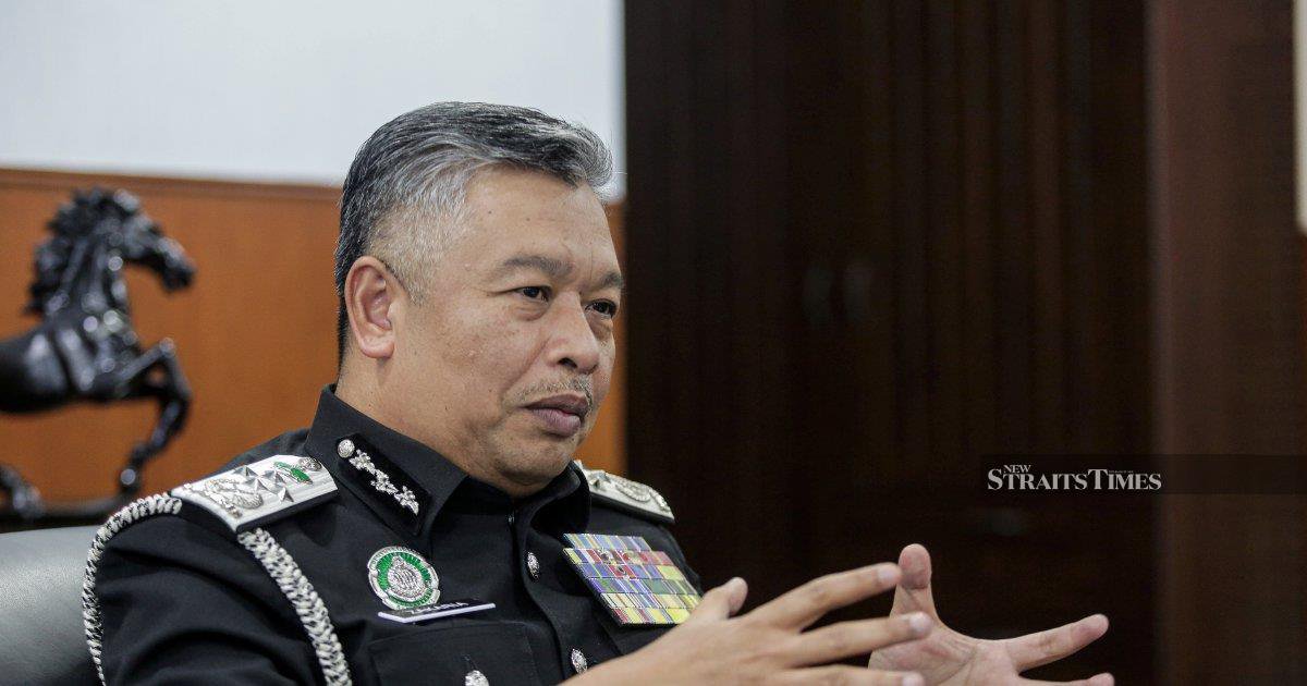 Immigration Busts Year-Long Passport Forgery Network, Seizes RM200,000 in E-Wallet
