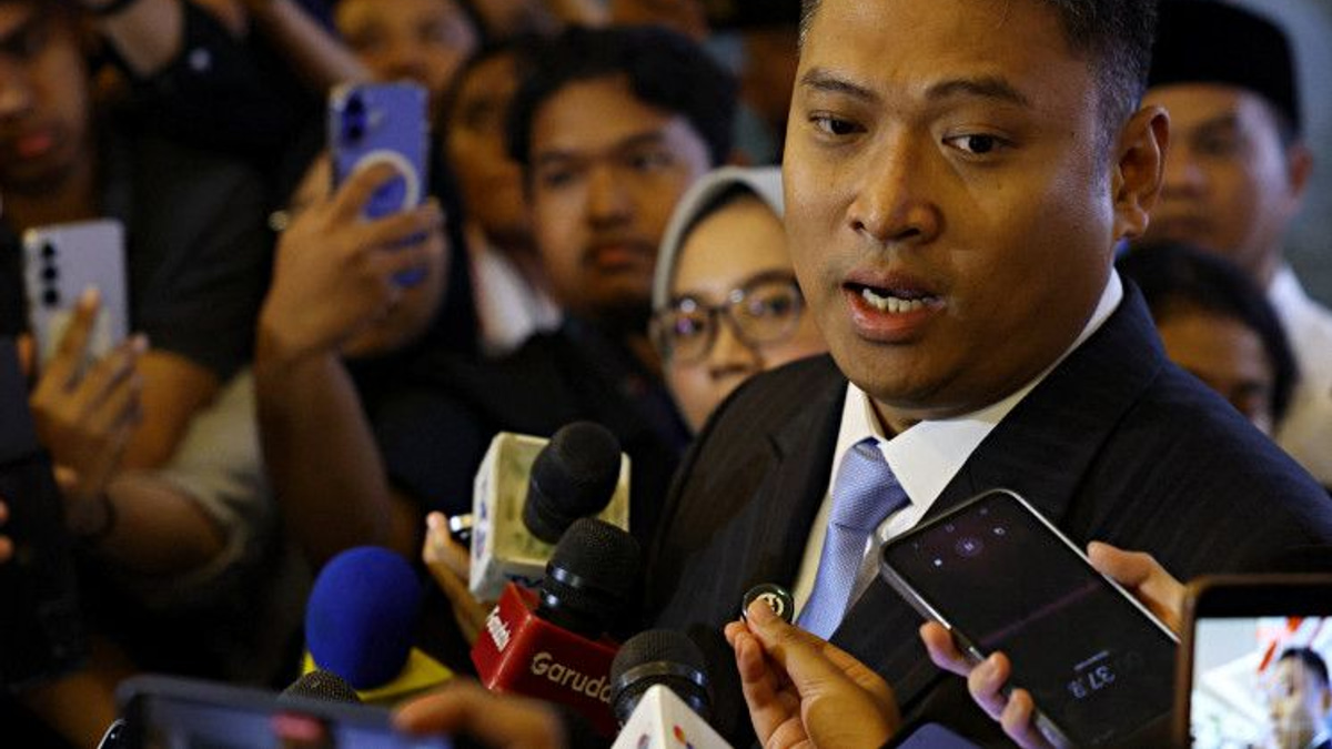 Prabowo's Free Meals Scheme Hit by Fresh Leadership Crisis