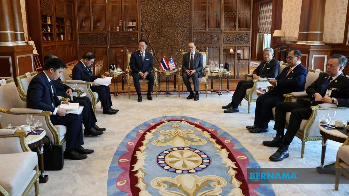 Malaysia Pushes Dialogue Approach to Myanmar Crisis as Anwar Welcomes Thai PM's View