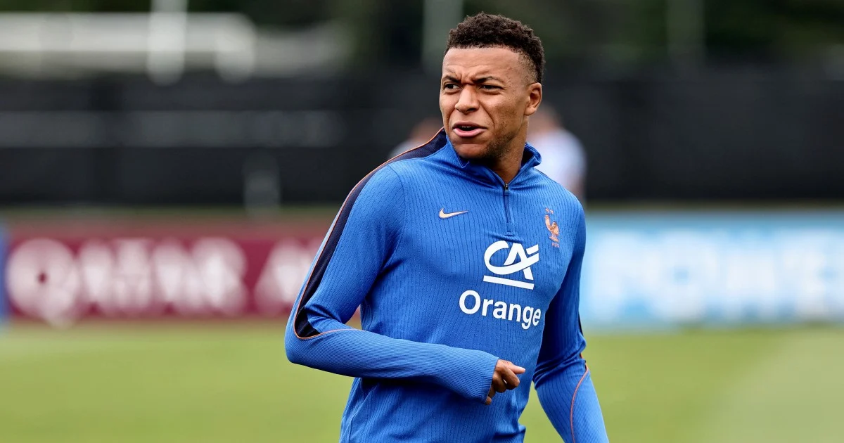 Paris Opens Investigation Into Paraguayan Politician's Comments About Mbappé