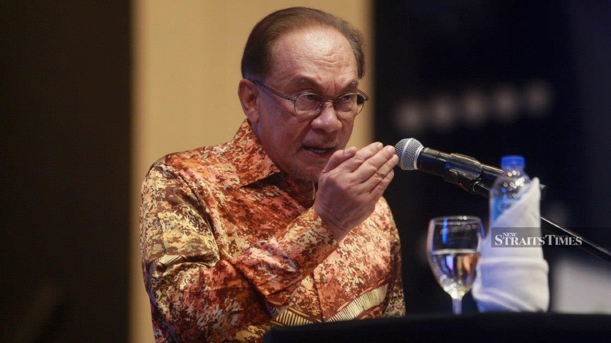 PM Anwar Directs Inquiry Into Khazanah Unit Over Financial and Governance Issues