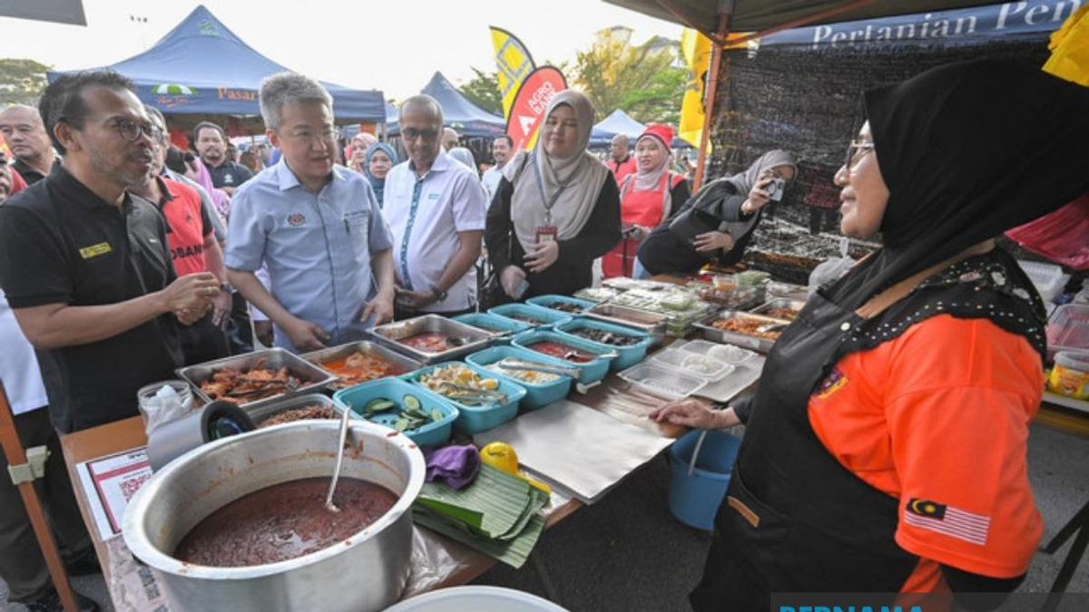 Malaysia Channels RM9.8 Billion Into Microfinance Push for Street Traders and Small Businesses