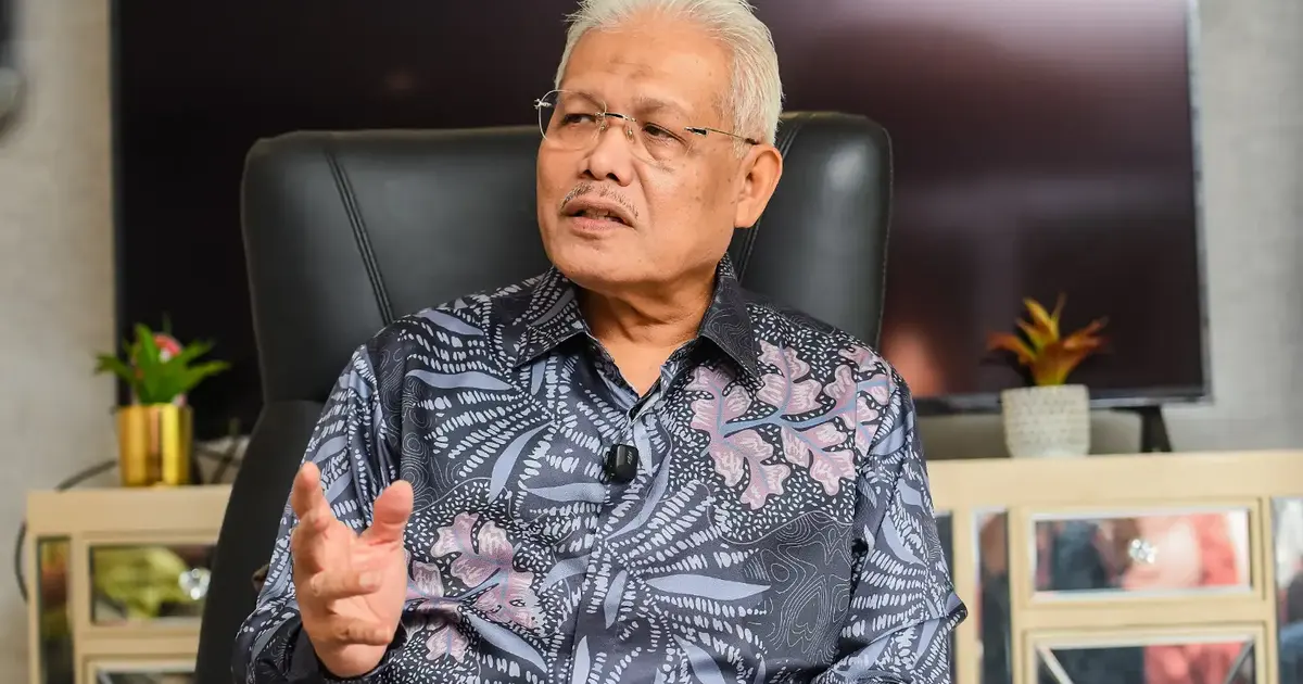 Hamzah Zainudin's Political Comeback Signals Shift Towards Moderation for Perikatan Nasional