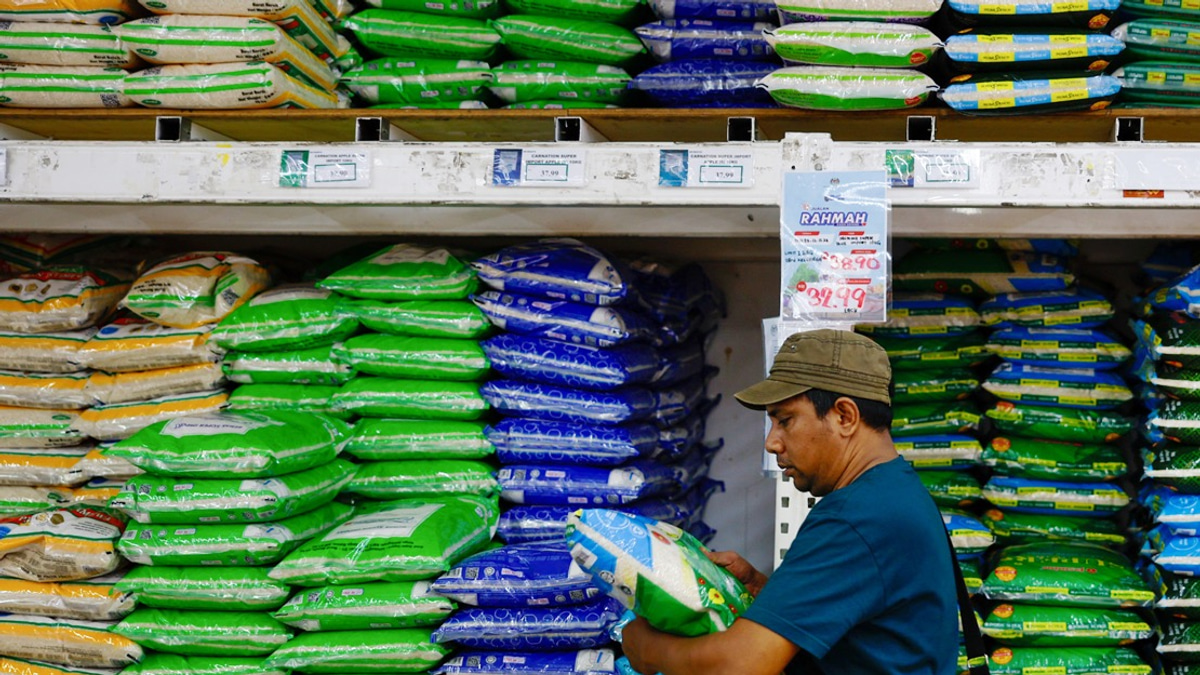 Malaysia's Rice Reserves Secure for Six Months Amid West Asian Tensions