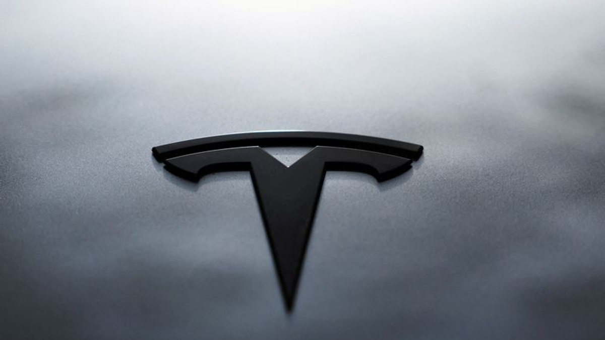 US safety regulator rejects Tesla's bid to escape headlight recall affecting nearly 20,000 vehicles
