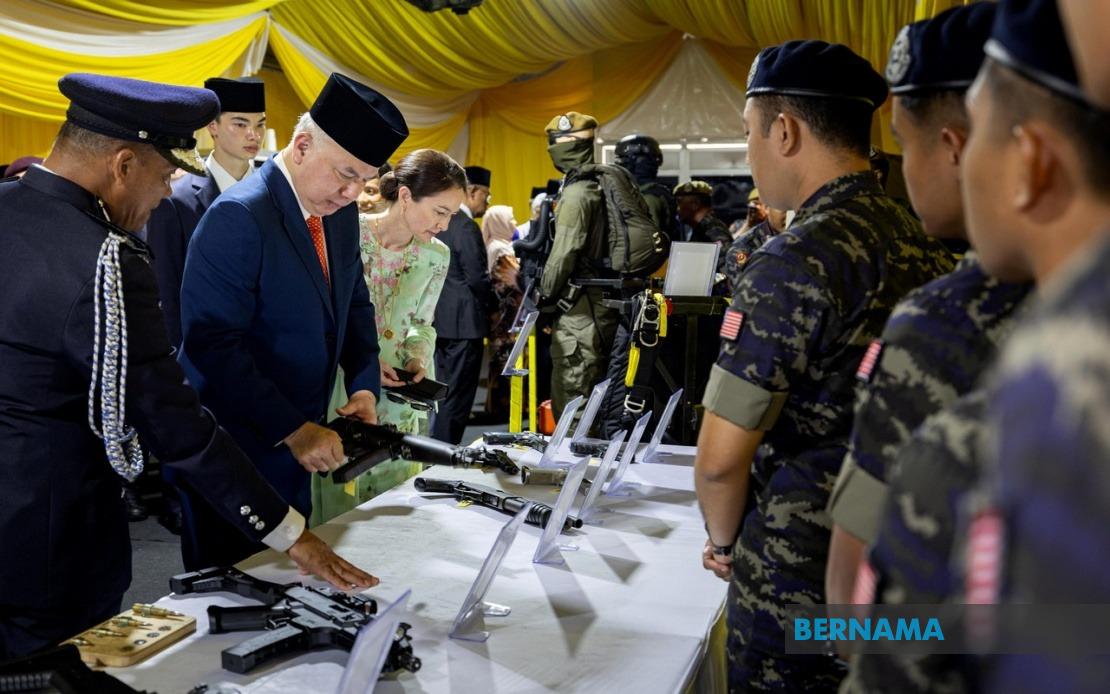 Sultan Nazrin Shah Opens New 69 Commando Base in Perak