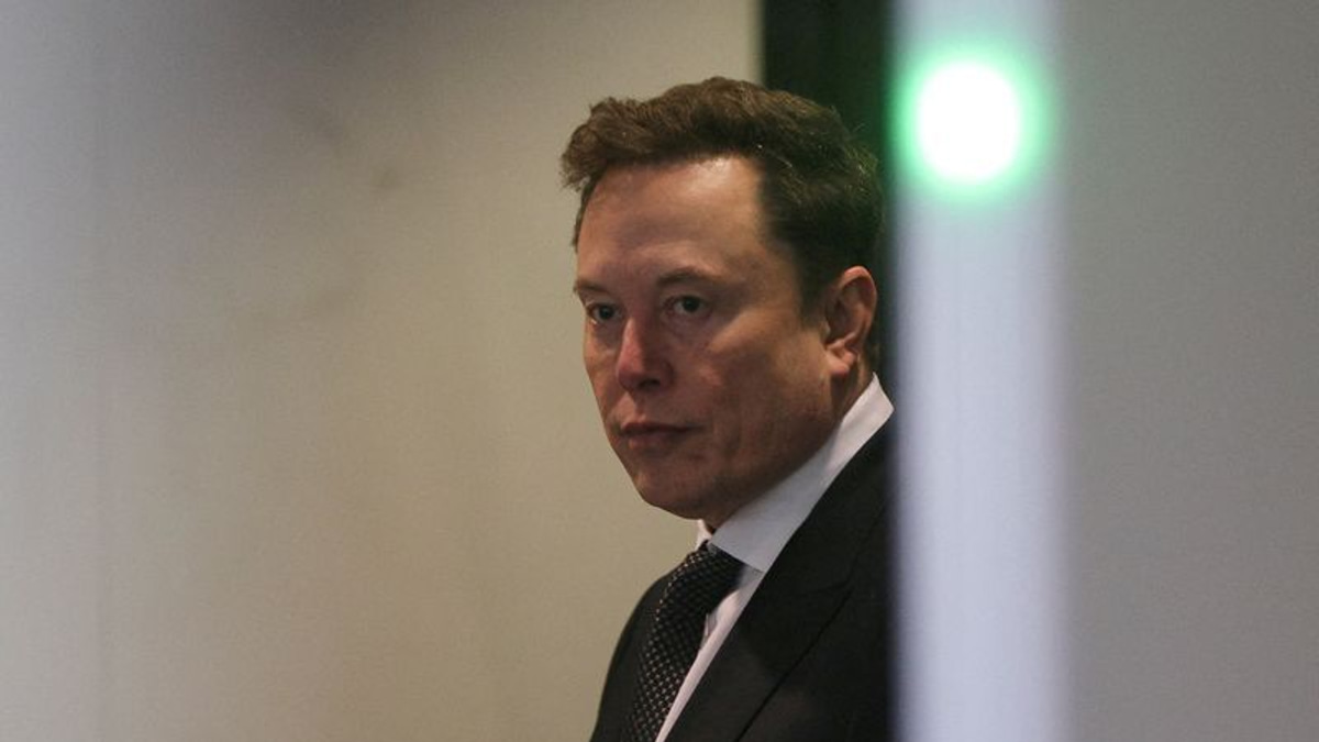 US Judge Approves Musk-SEC Settlement But Voices Serious Doubts Over Terms