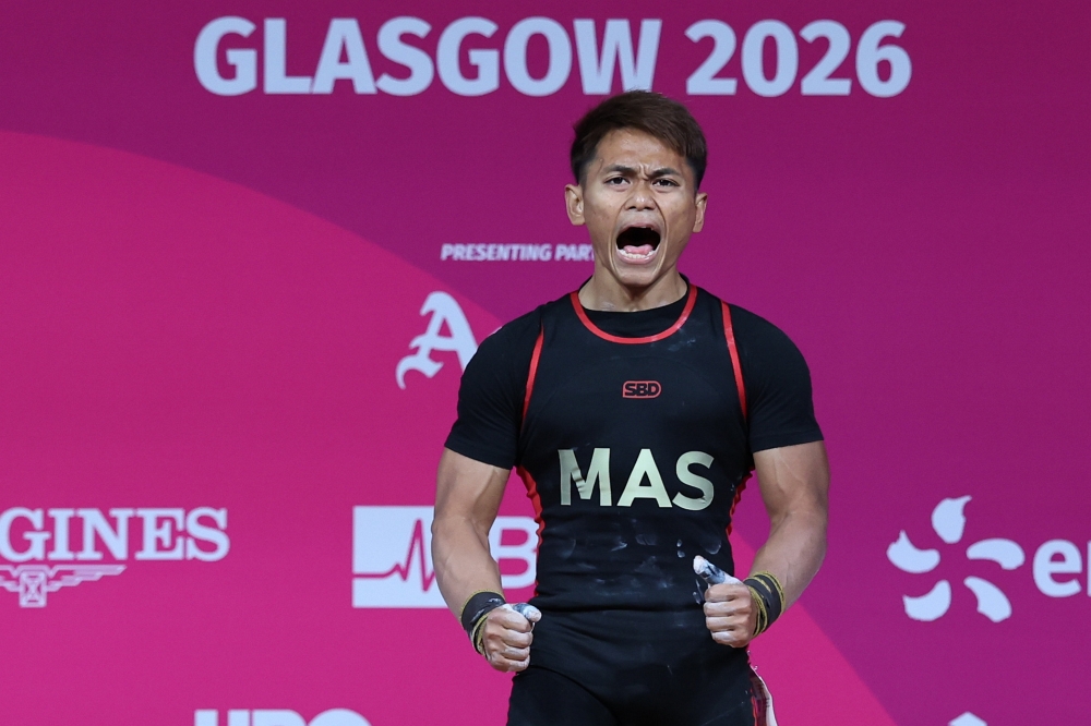 Anwar Celebrates Historic Commonwealth Games Gold as Malaysia's Sporting Prowess Gains Momentum