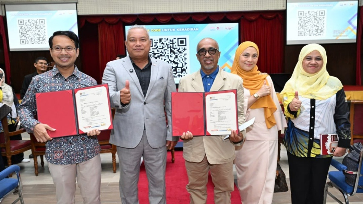 Legendary Actor Sabri Yunus, Broadcaster Fedtri Yahya Begin Master's Studies at UPSI Via Alternative Pathway
