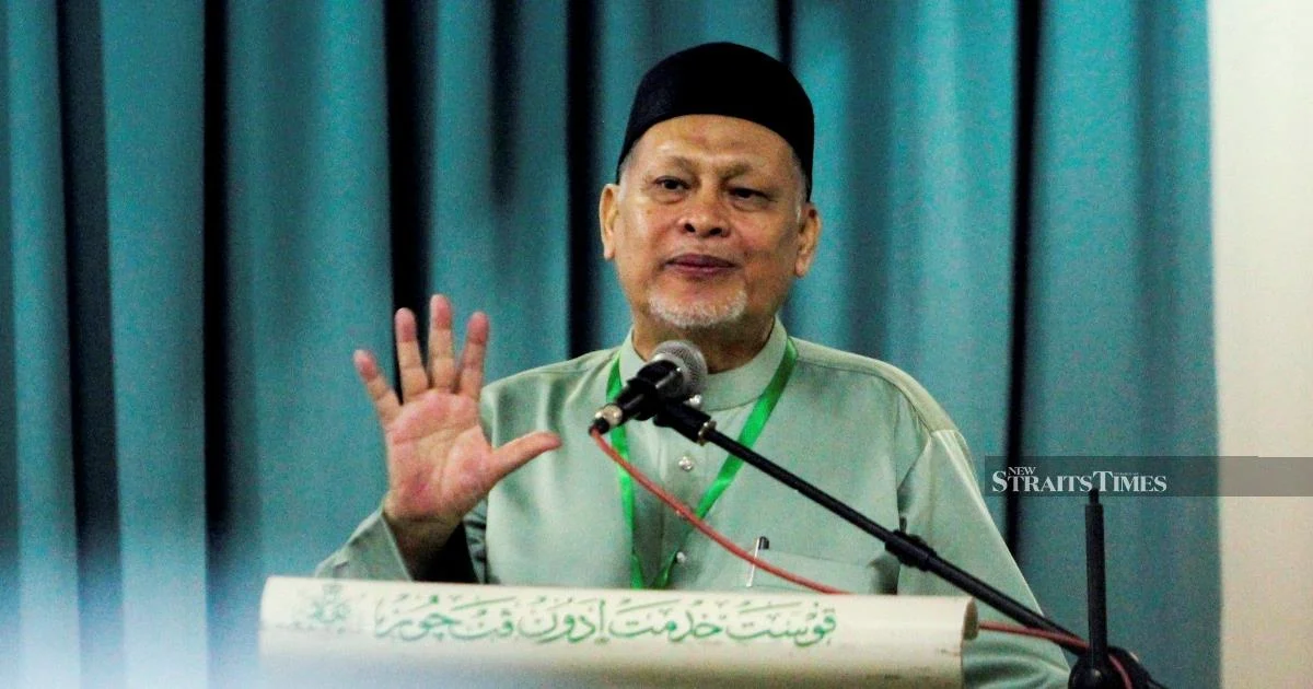 PAS Criticises Muhyiddin's Rushed Announcement on Perikatan Nasional Logo Use