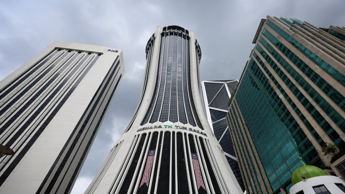 Greed and mismanagement nearly brought Tabung Haji to the brink, Anwar warns