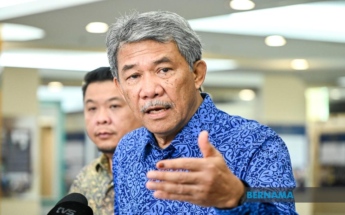 ASEAN Must Lift Intra-Regional Trade Beyond 25 Per Cent to Achieve Fourth-Largest Economy Status by 2030, Says Mohamad