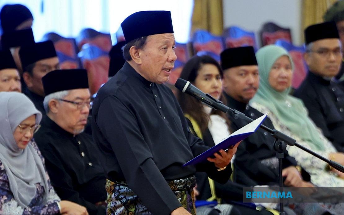 New Negeri Sembilan MB Ismail Vows Fair Rule and Royal Deference