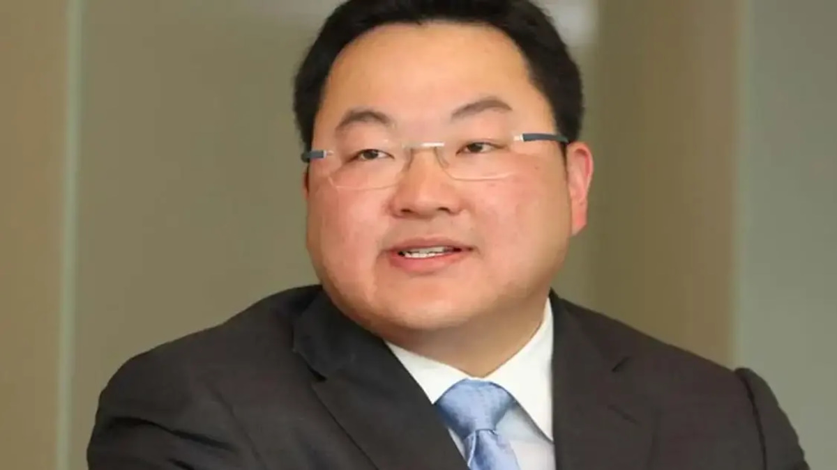 Malaysia Will Pursue Jho Low Regardless of Trump Pardon, Anwar Declares