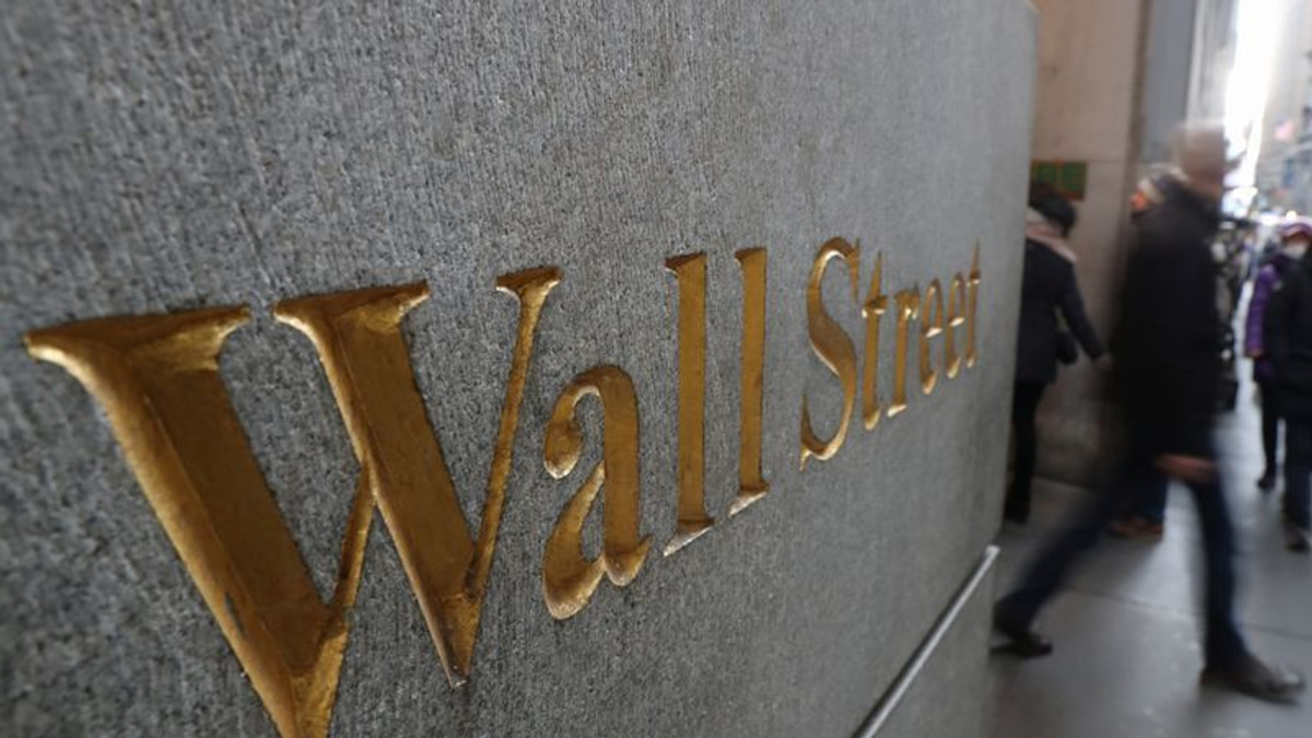 Wall Street scales record peaks as Iran de-escalation eases oil and rate pressures