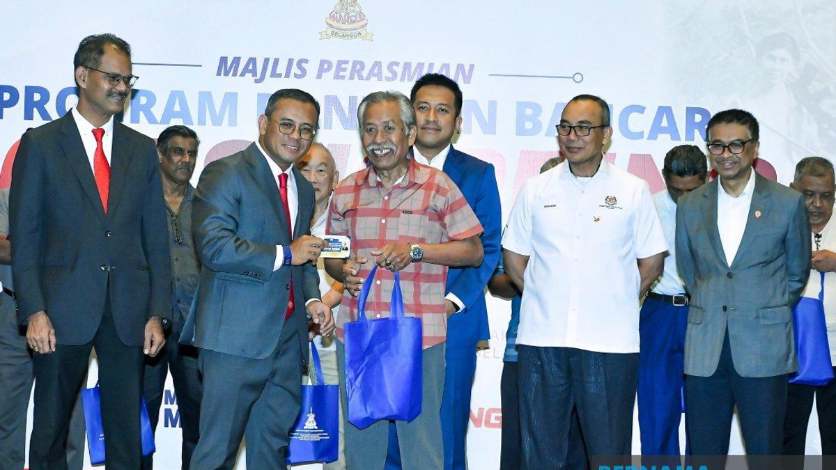 Selangor Distributes RM200 Shopping Vouchers to 8,391 Non-Pensioned Veterans