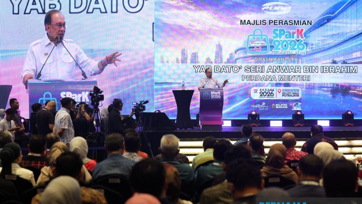 Anwar Orders End to Support Letters and Political Connections in Business Financing