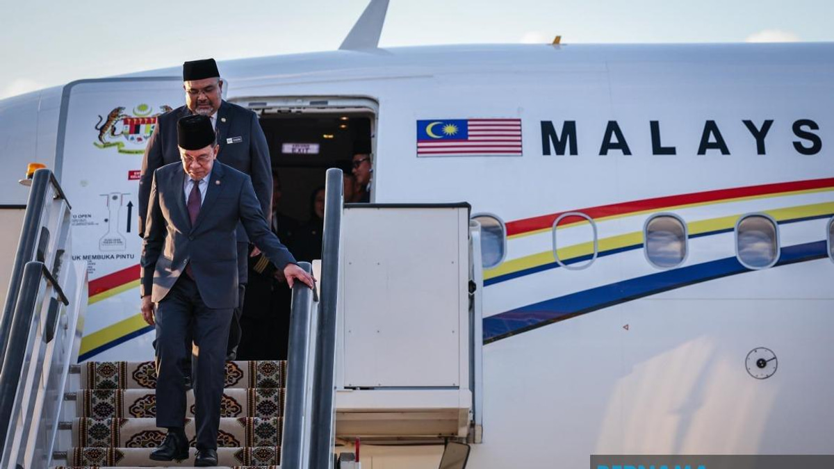PM Anwar Begins Two-Day Turkmenistan Visit Amid Strategic Central Asia Engagement