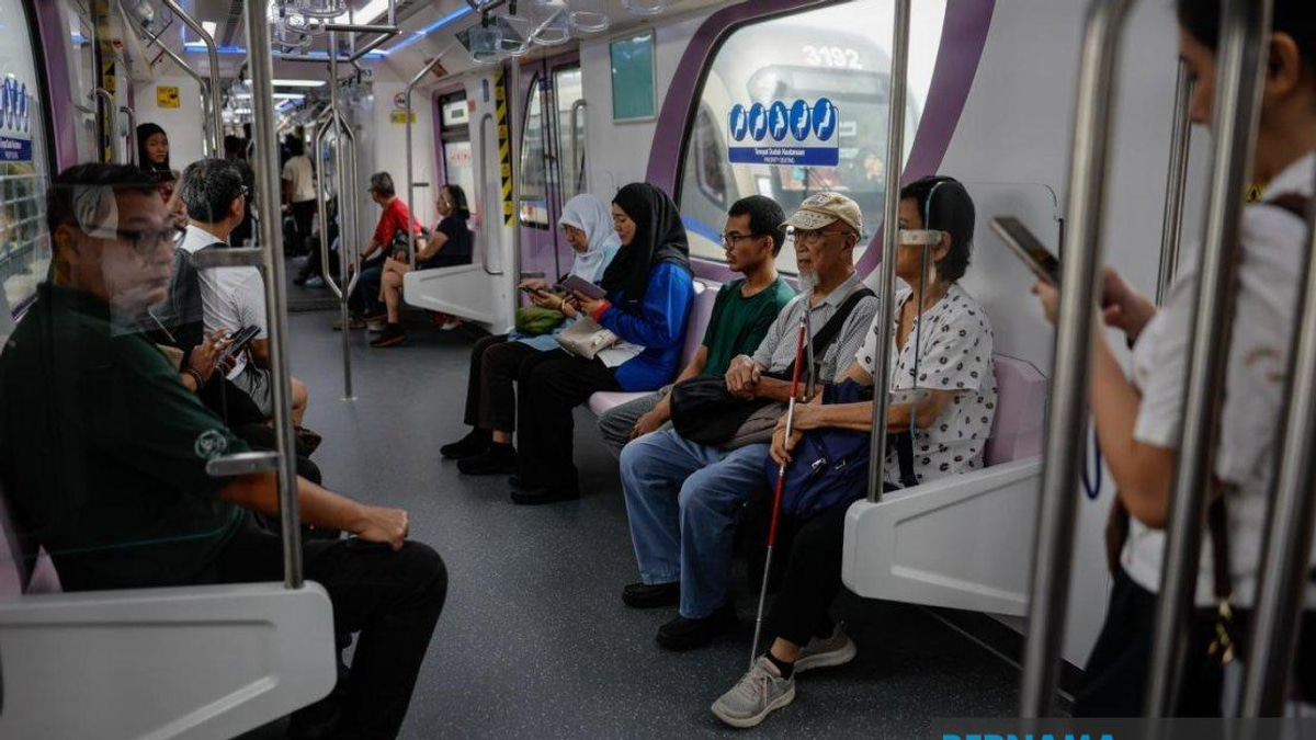 LRT3 Shah Alam Line Launches to Commuter Approval, Though Accessibility Gaps Remain