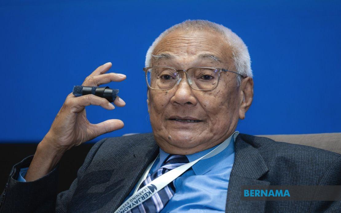 AI Must Complement, Not Replace Human Judgment in Courts, Says Former Chief Justice Tun Zaki
