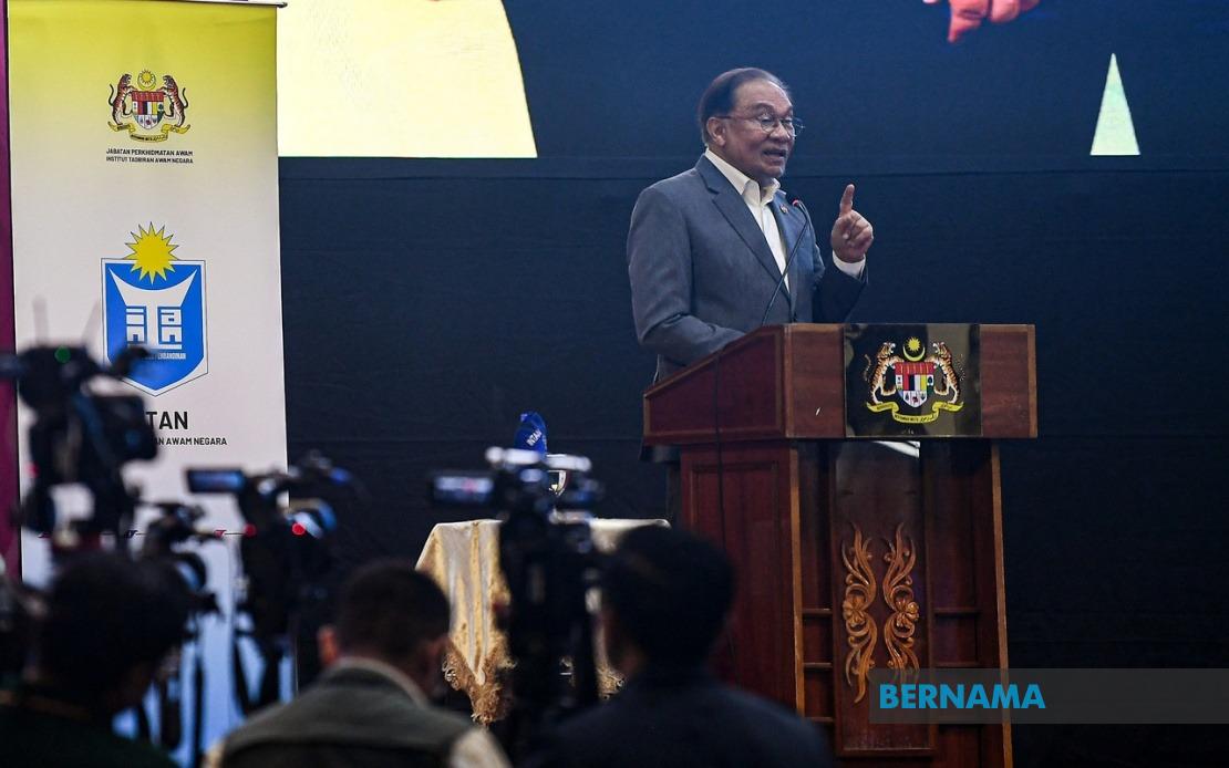 Malaysia Must Shed Colonial Thinking, Build on Own Values, Says Anwar