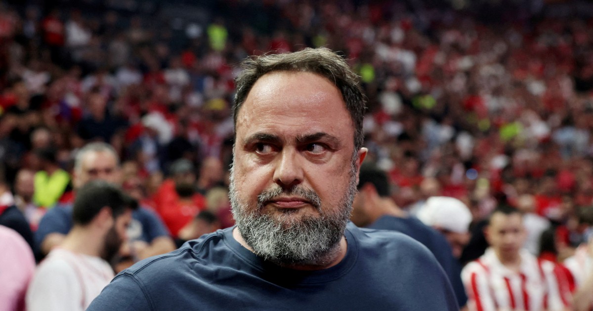 Nottingham Forest Owner Marinakis Takes Legal Action Against Crystal Palace Over Fan Banner