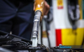 Malaysia's Fuel Subsidies Could Hit RM3.5 Billion Monthly If Oil Stays at US$90