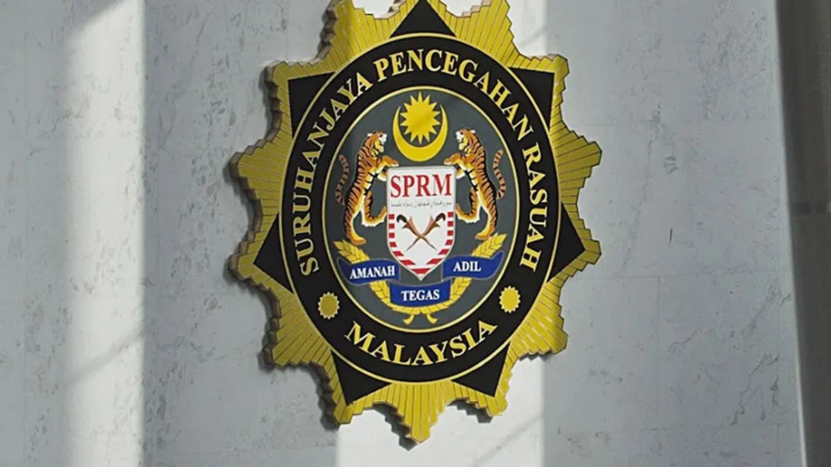 MACC Conducts Lengthy Interrogation of Former Tabung Haji CFO Over RM370 Million Share Purchases