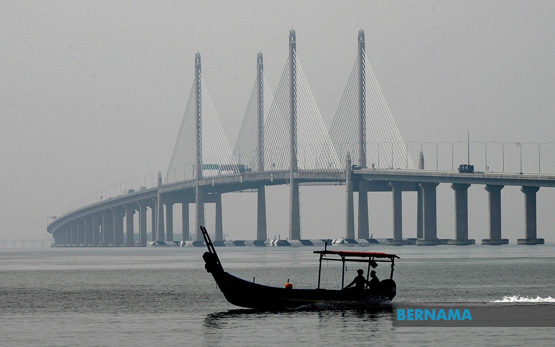 Penang To Strike Balance Between Security and Fishing Livelihoods Under Two Bridges