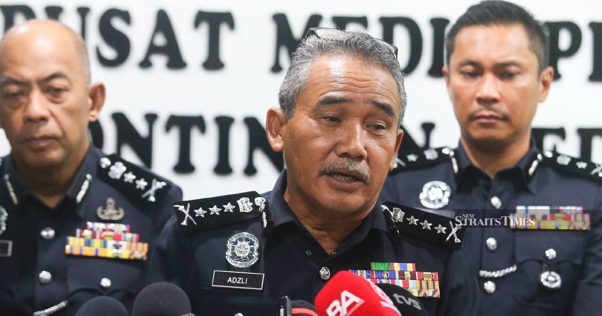 Three Police Officers Arrested for Armed Robbery of Foreign Nationals in Kedah