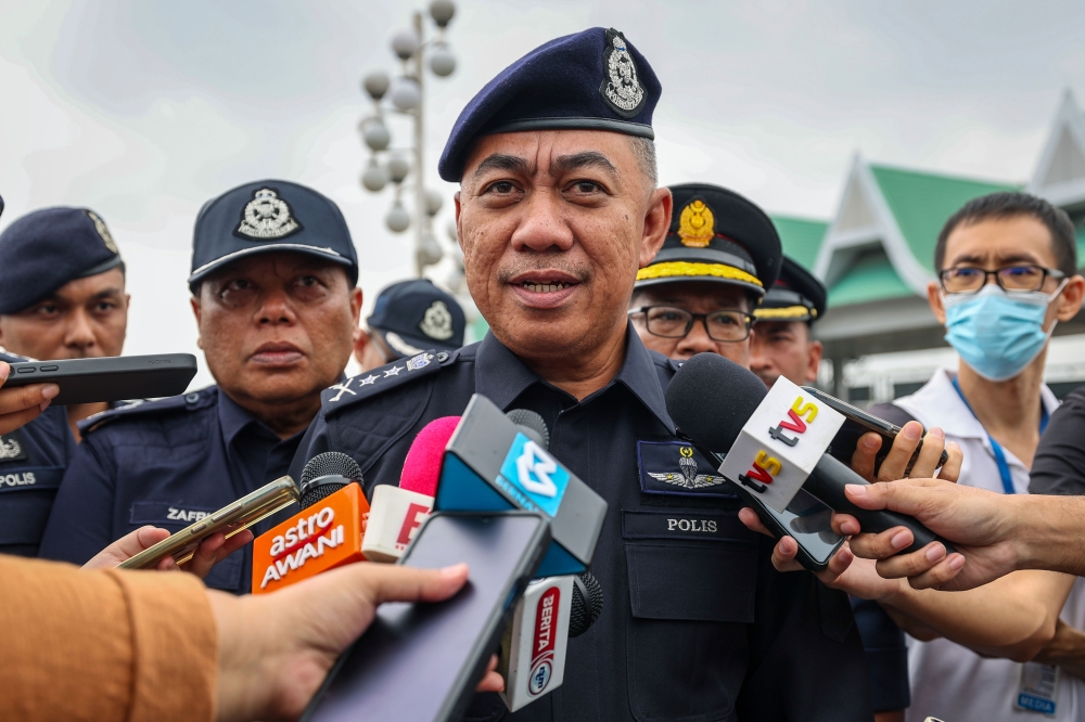 Seven arrested in Perak drug bust as police seize 2.8kg MDMA haul