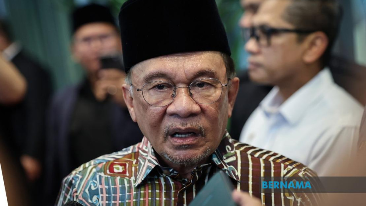 Malaysia Will Not Tolerate Refugees Breaking Laws or Disrupting Order, Anwar Declares