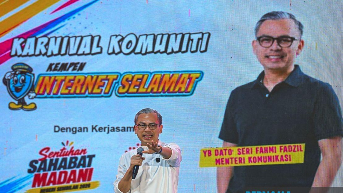 Malaysia Must Extend Digital Safety Drive to Rural Communities, Says Fahmi