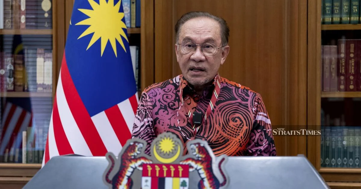 Anwar Extends Congratulations to China on 105th Anniversary of Ruling Party