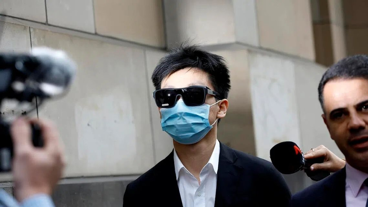 Singaporean Doctor in Melbourne Admits to Secretly Recording Hundreds of Colleagues in Hospital Toilets