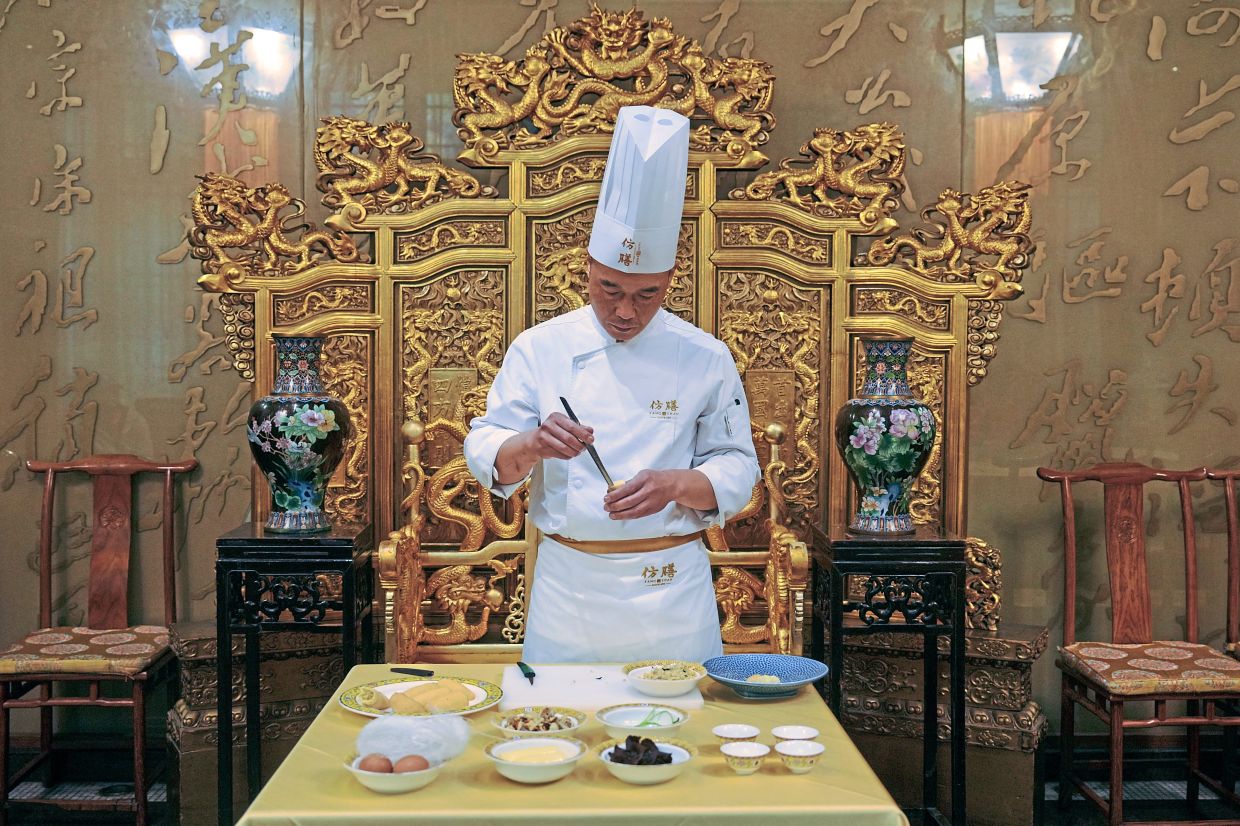 The Imperial Legacy on the Plate: How China's Court Cuisine Survives in Modern Beijing