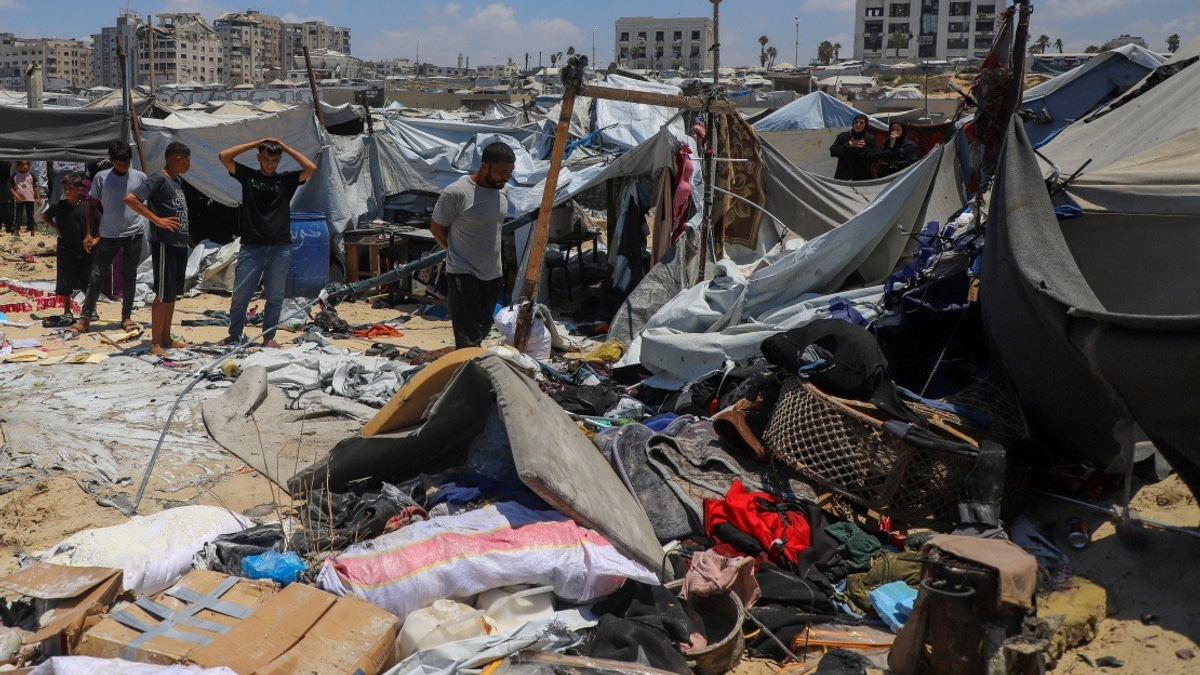 Over 90% of Gaza Strip Destroyed, Israeli Forces Control 80% of Territory: Palestinian Report
