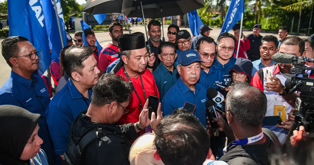 Muhyiddin Eyes Perikatan Nasional's Path to State Power, Citing Outside Alliances