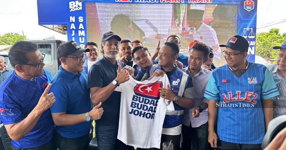 Khairy Calls for Bersatu Unity Behind BN in Johor Polls