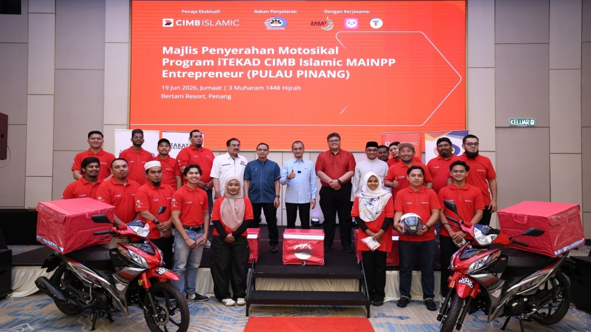 20 Entrepreneurs Receive Motorcycles Under CIMB Islamic-MAINPP Programme