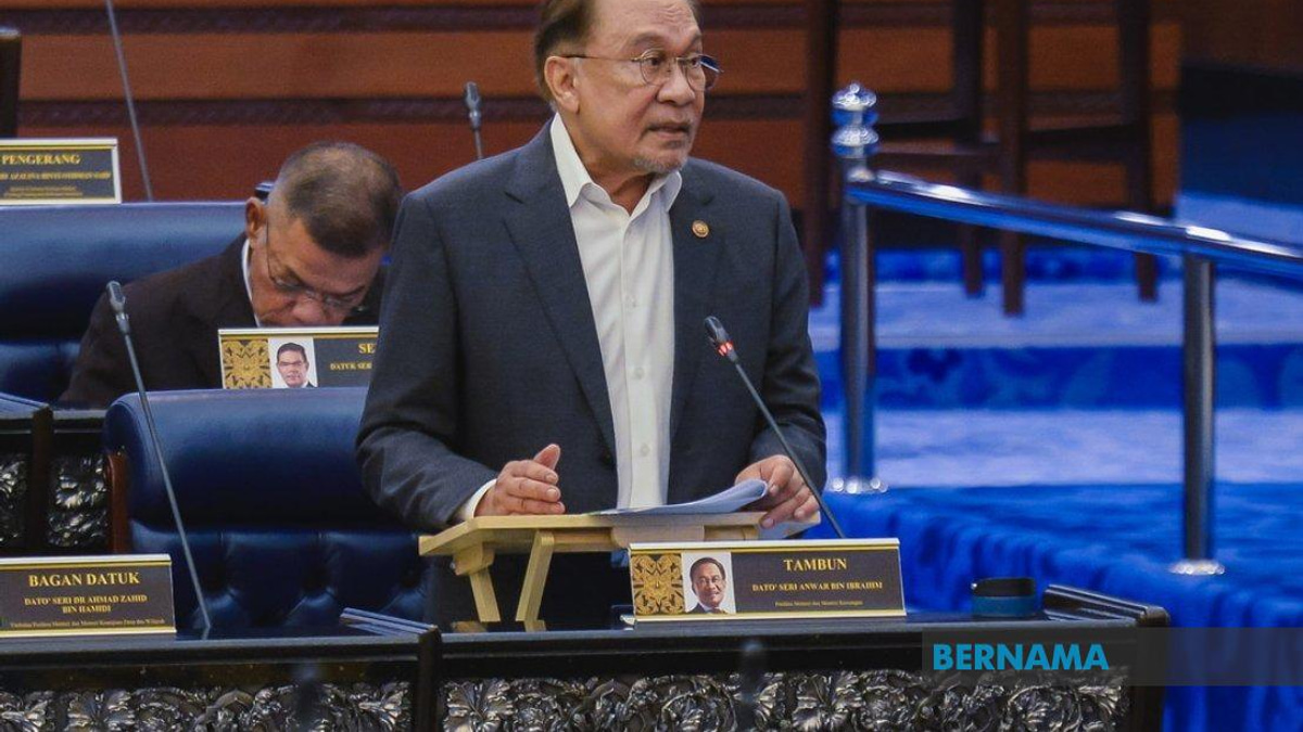 States Must Renegotiate with Federal Government for Extra Project Funds, Says PM Anwar