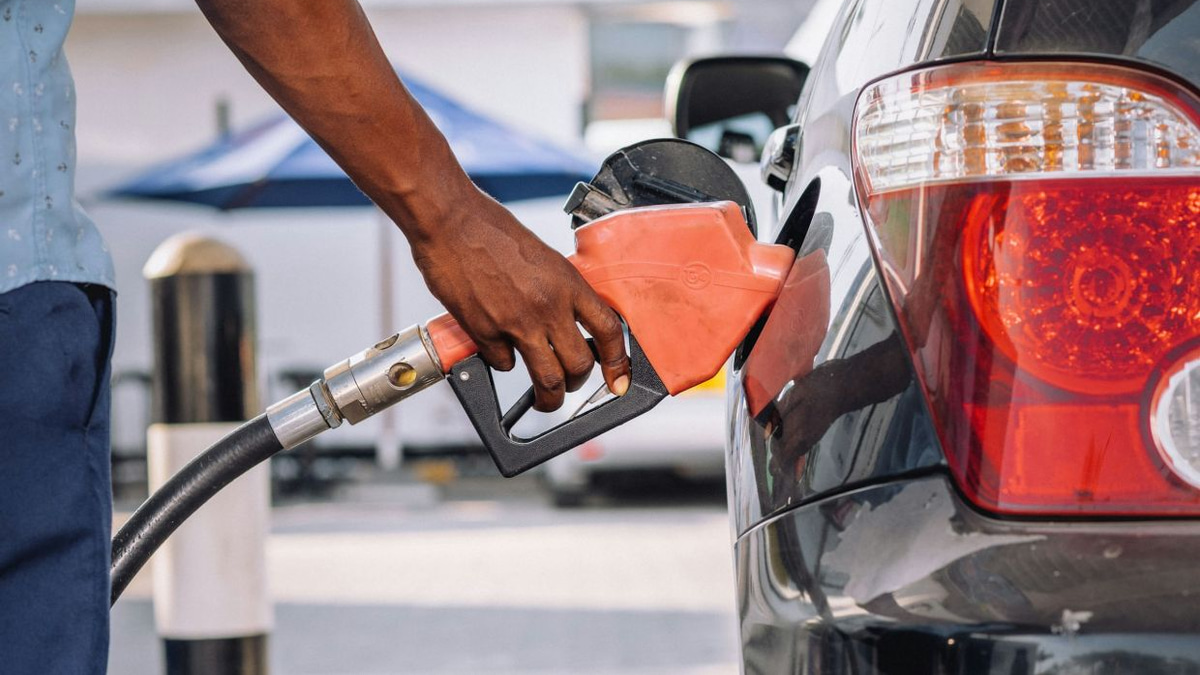 US petrol stations accused of using AI to artificially inflate fuel prices