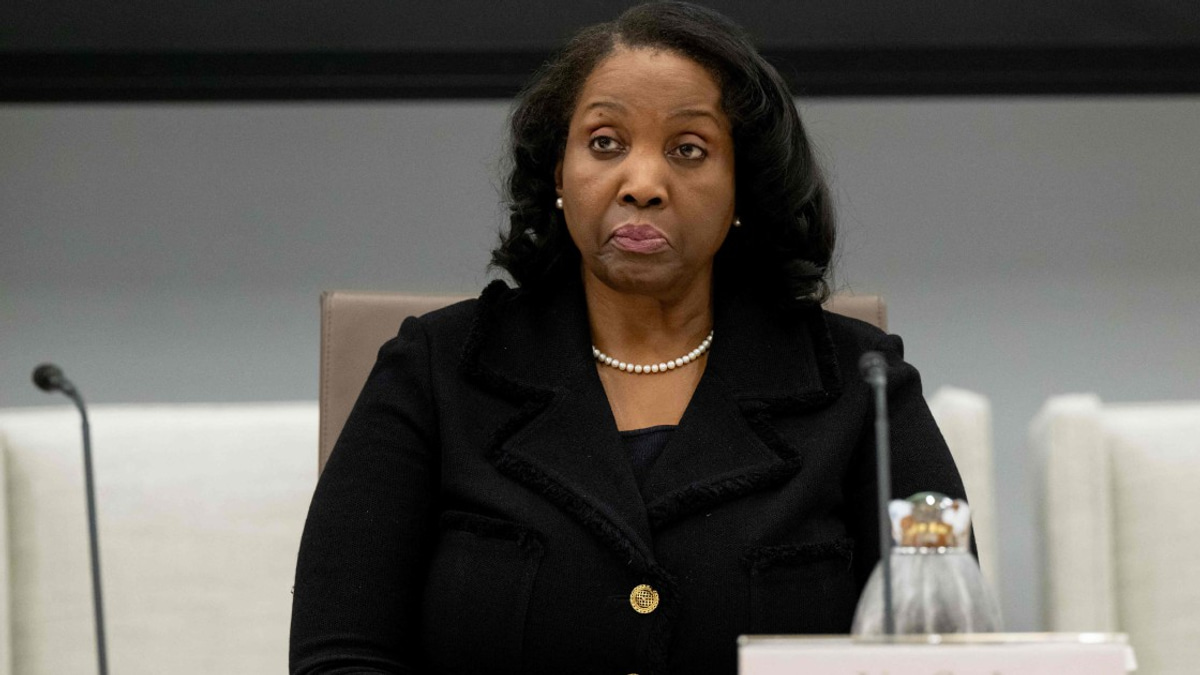 Trump Renews Push to Remove Federal Reserve Governor Lisa Cook Amid Fraud Allegations