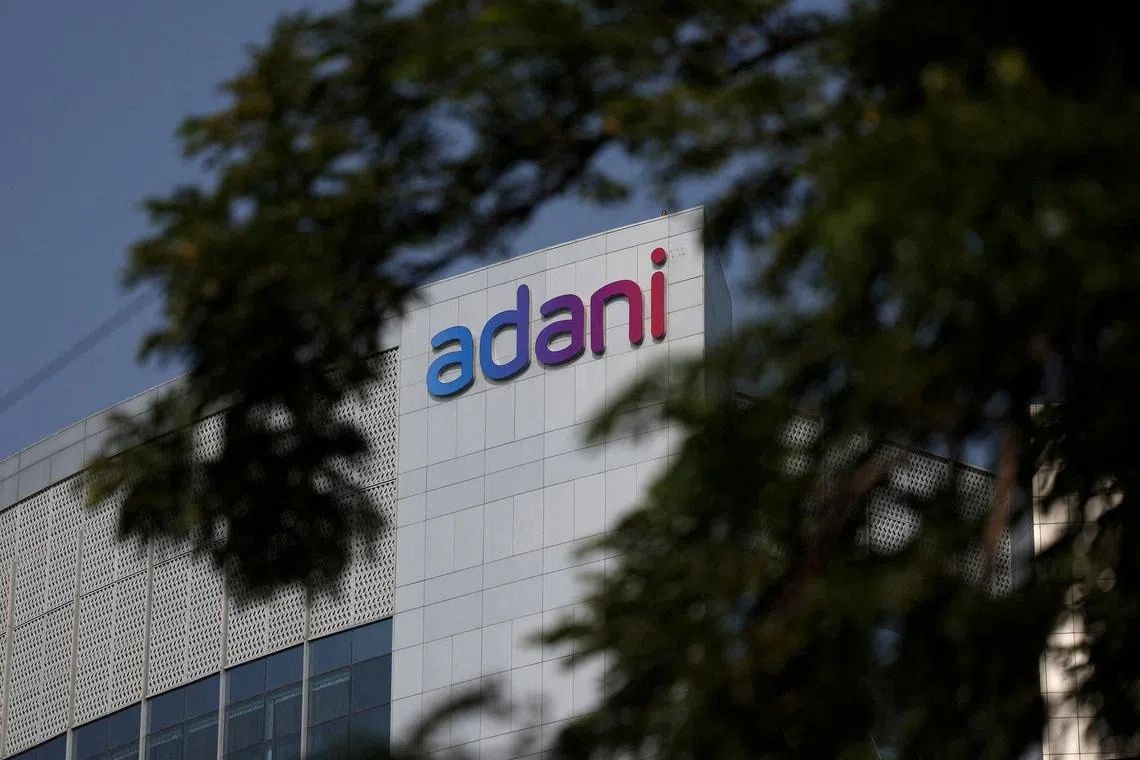 India's Customs Department Backs Health Ministry in Crackdown on Adani's Nicotine Pouch Sales