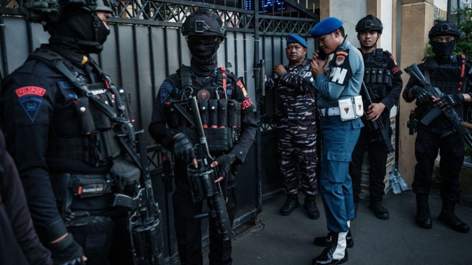 Police Arrest Man Over Bomb Threat That Disrupted Jakarta School's Opening Day