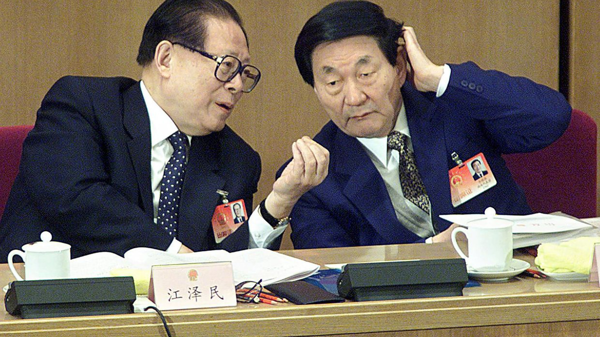 China's leadership mourns reform-era giants as nostalgia masks deeper tensions